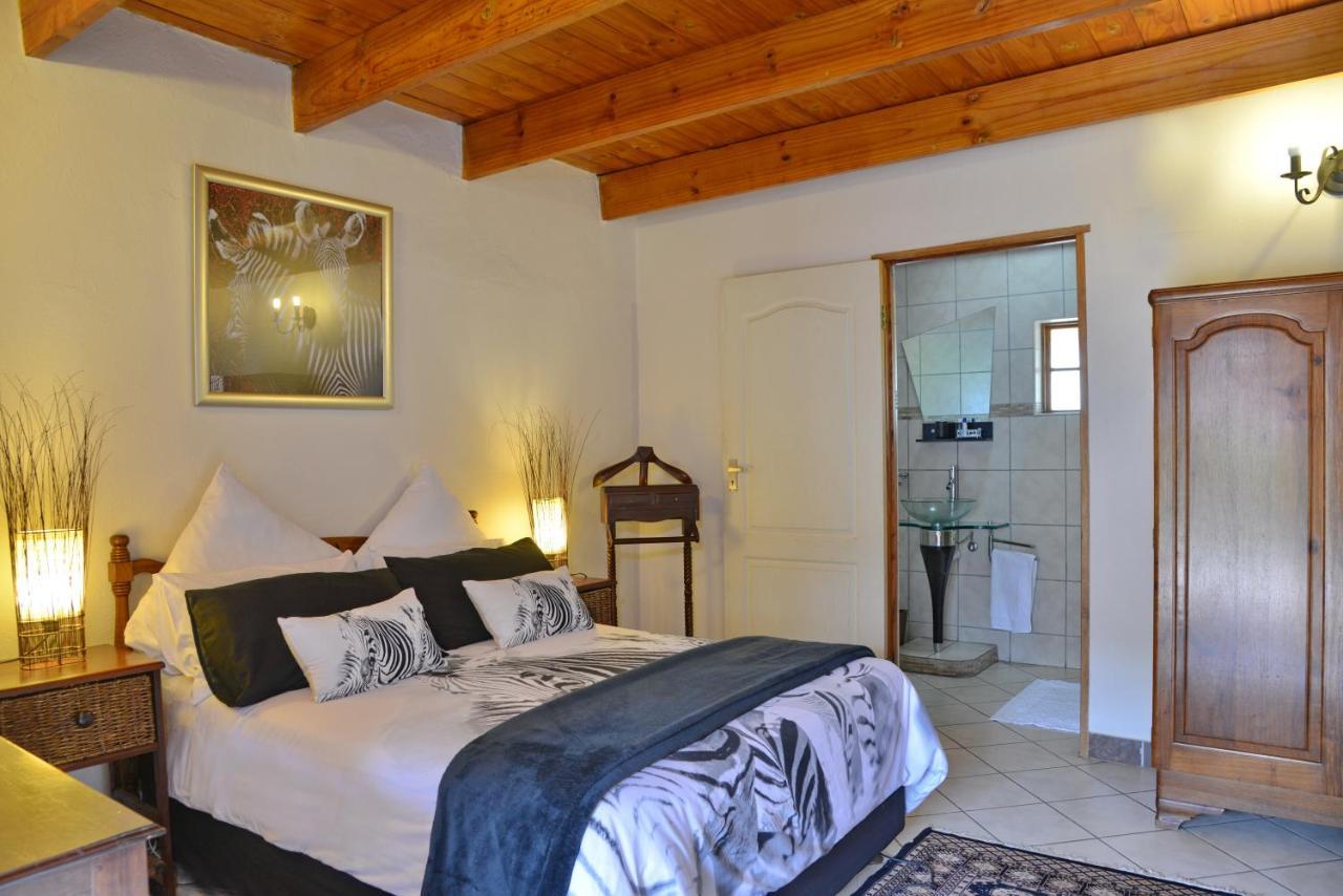 Owls Loft Guest House มิดแรนด์ ภายนอก รูปภาพ