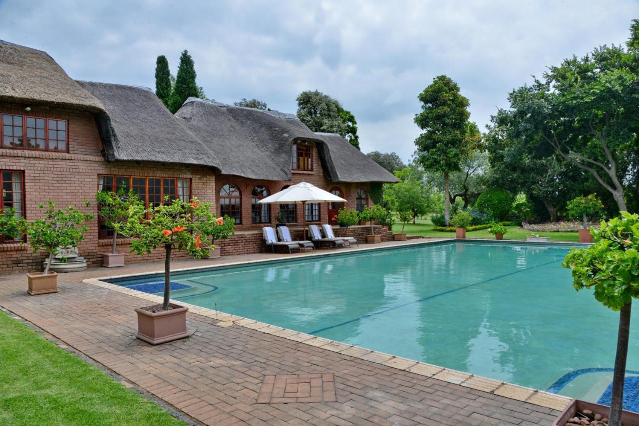 Owls Loft Guest House มิดแรนด์ ภายนอก รูปภาพ