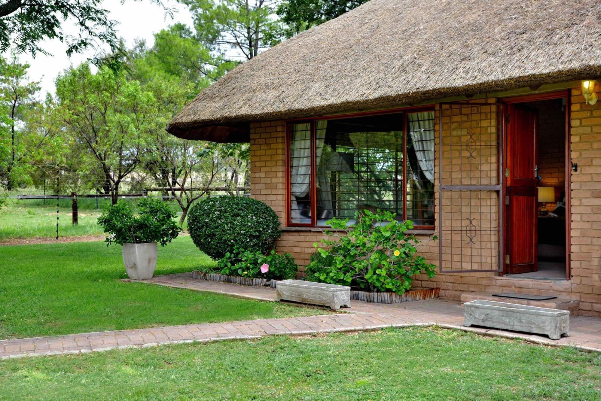 Owls Loft Guest House มิดแรนด์ ภายนอก รูปภาพ