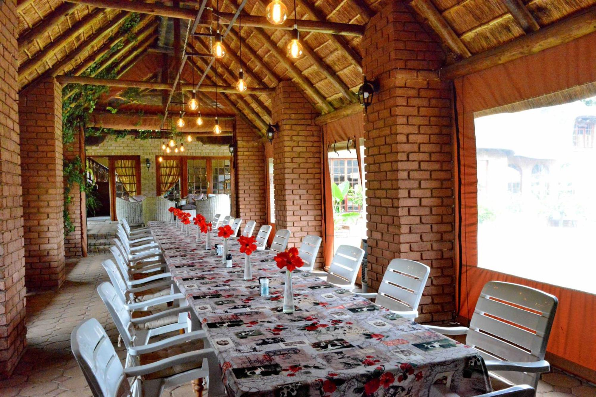 Owls Loft Guest House มิดแรนด์ ภายนอก รูปภาพ