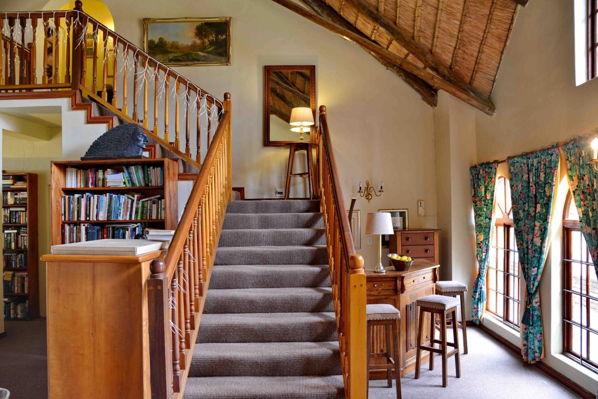 Owls Loft Guest House มิดแรนด์ ภายนอก รูปภาพ